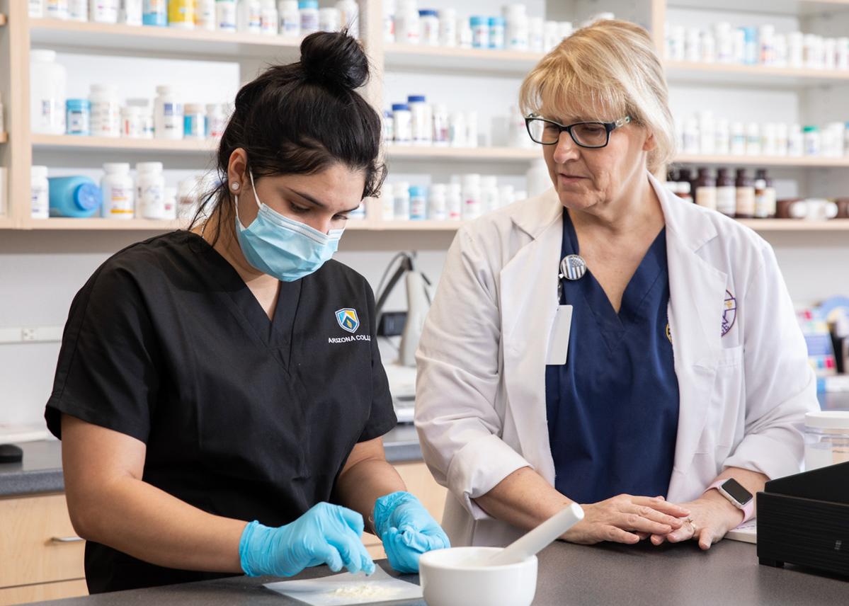 Pharmacy Technician School Student at Arizona College