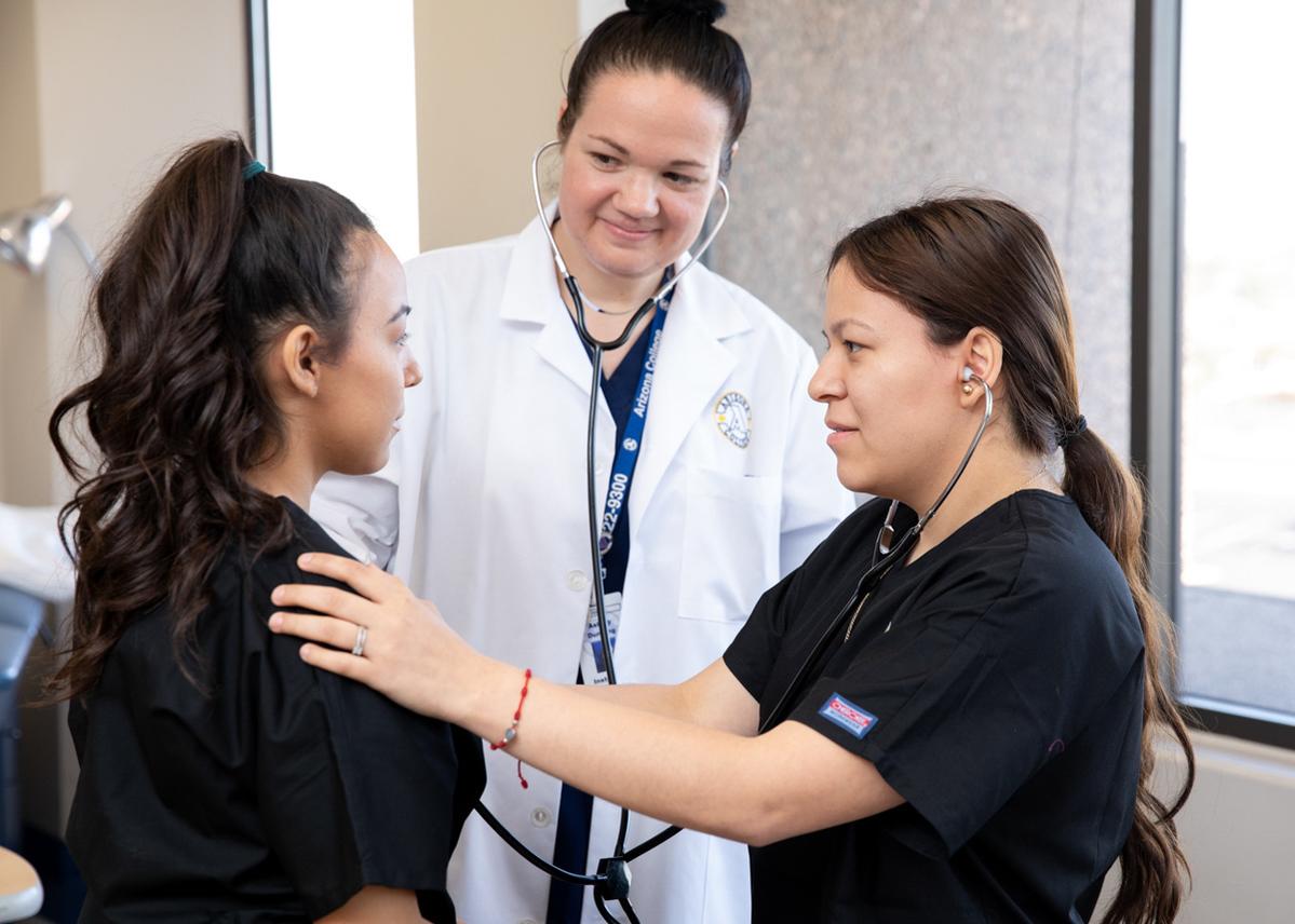 Medical Assistant Program Students at Arizona College.