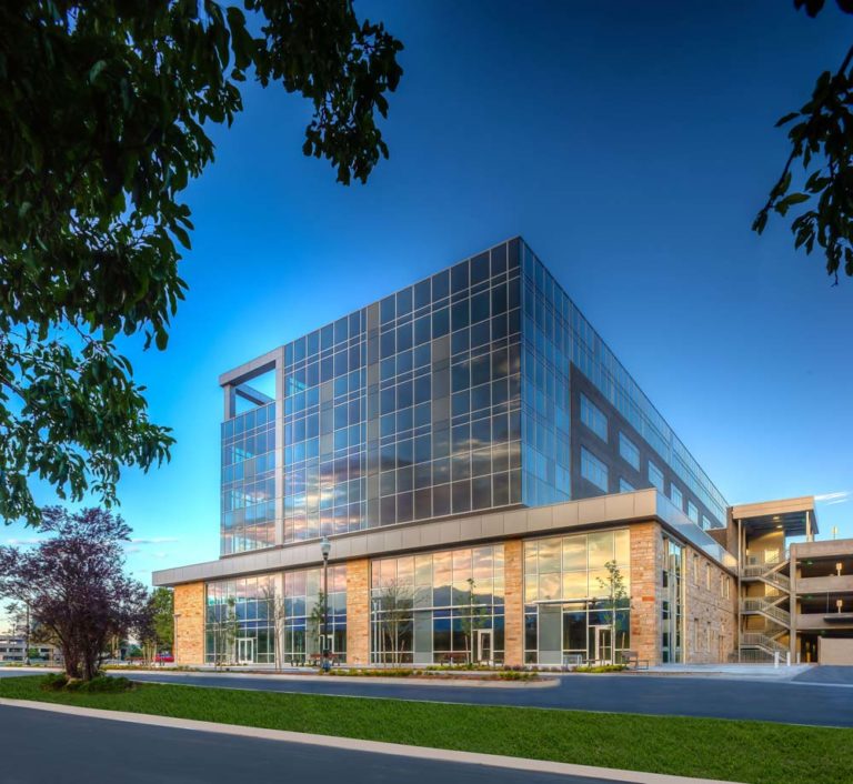 Utah nursing school campus building photo.