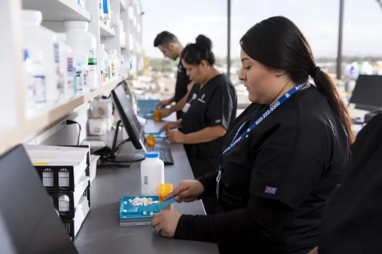 Pharmacy Technician Allied Health training program at Arizona College.
