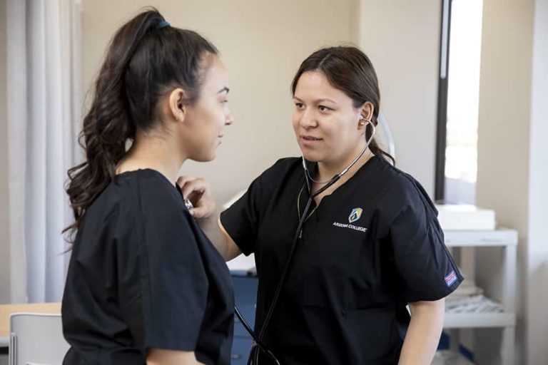 Medical Assistant and Phlebotomist Allied Health training program at Arizona College in Glendale, Arizona.