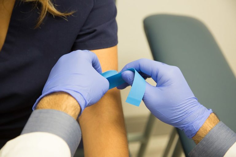 Phlebotomist Career Training at Arizona College