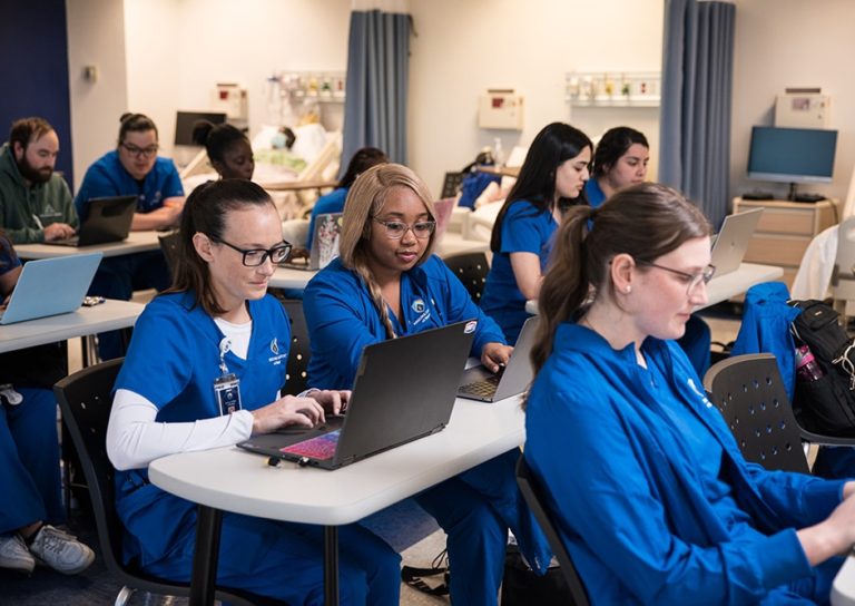 Nursing College in Cincinnati students