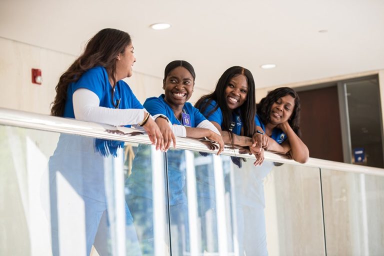 BSN Nursing degree students on campus at AZCN